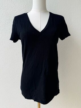 J. Crew Featherweight Slub cotton, Black V-Neck Short Sleeve Tee, like new, S